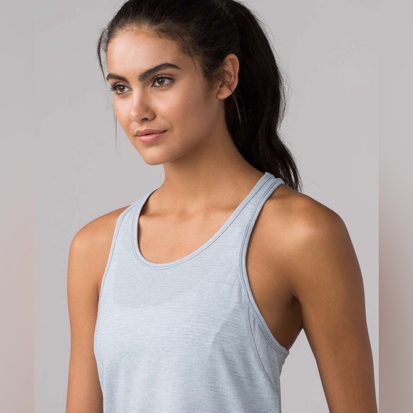 lululemon Long Distance Running Tank Heathered Hail Size 4 - Picture 14 of 15